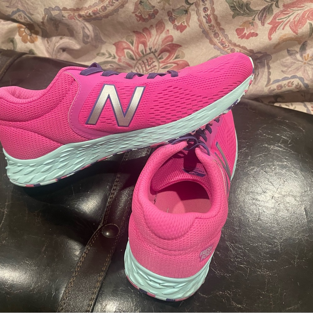 New Balance fresh foam arishi sneakers - EUC